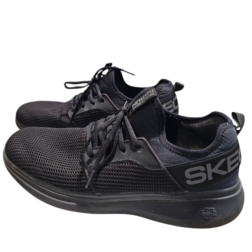 Skechers Men Size 12 Black Mesh Arch Fit Goga Mat Sneakers Iconic Gorpcore Y2K - Picture 2 of 8